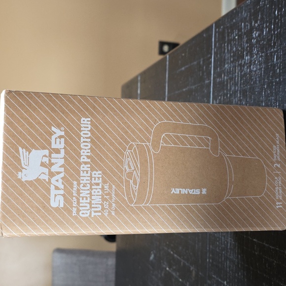 Stanley Lime Green Quencher Protour Tumbler - Picture 9 of 10